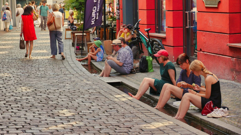 Dünya neden düşündüğümüzden daha hızlı ısınıyor?