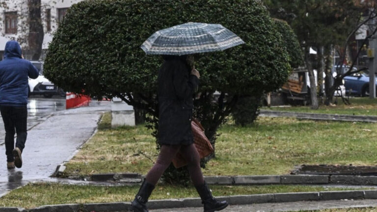 4 bölgede sağanak yağmur, 1 bölgede kar yağışı bekleniyor