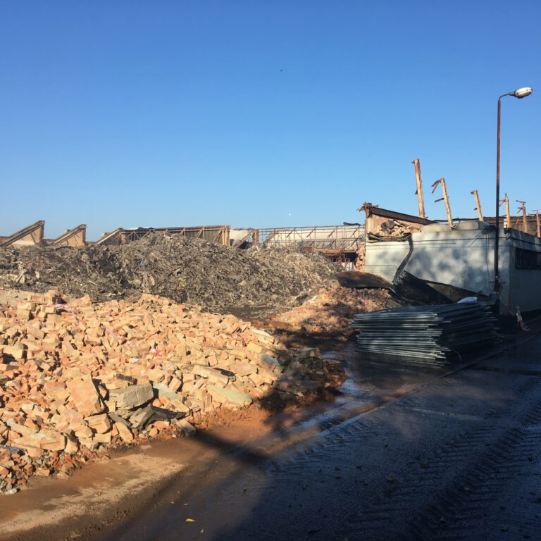 İngiltere genelinde, yasadışı atık dökümlerini araştırmak için yeni insansız hava aracı birimi kuruldu
