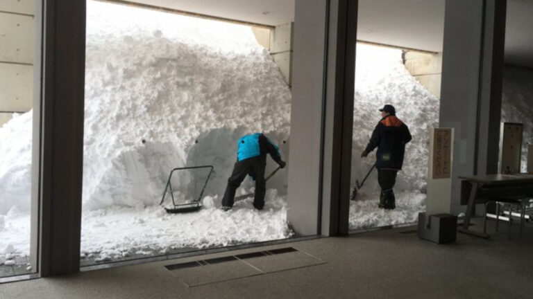 Japonya’da kar yağışı nedeniyle can kaybı 27’ye yükseldi
