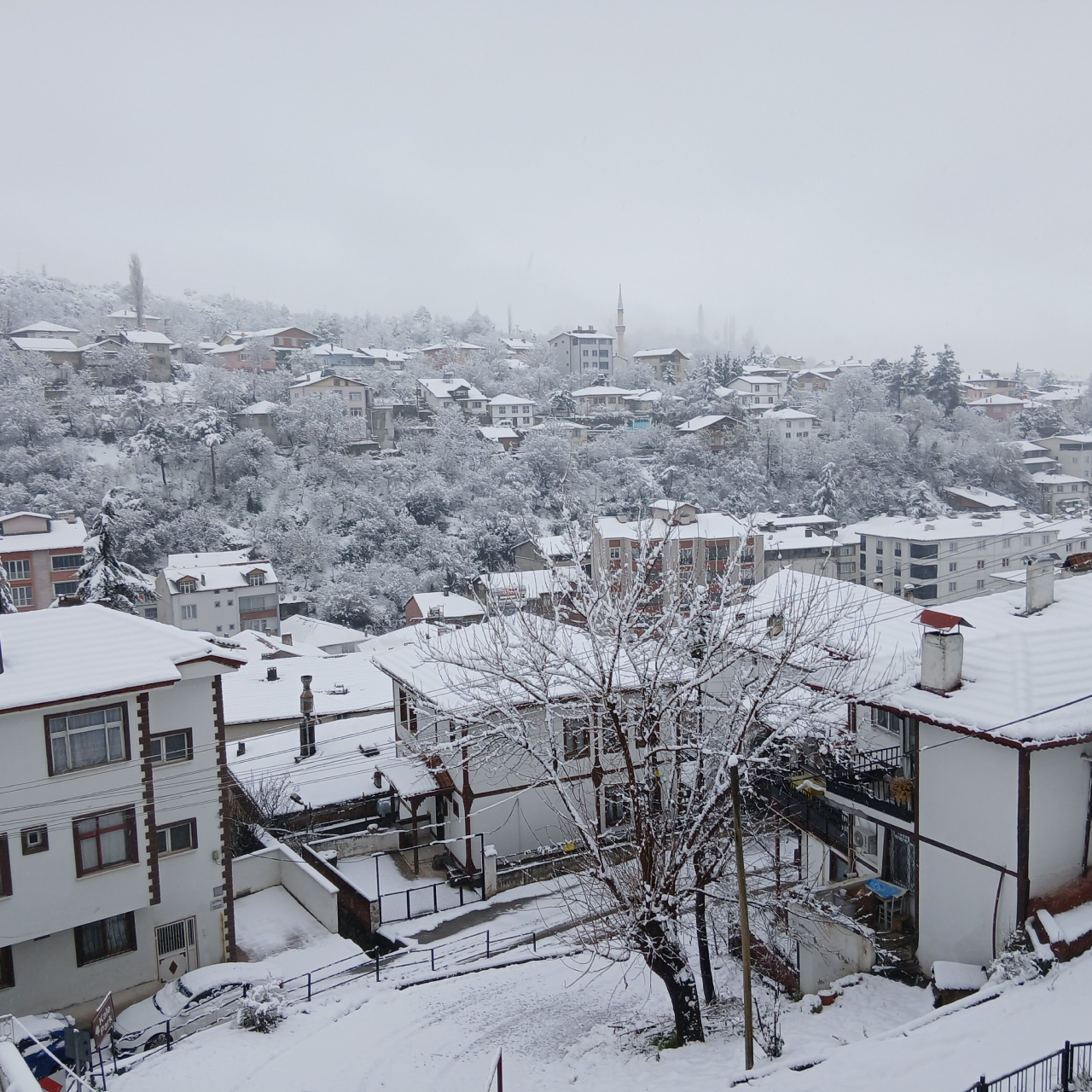 8 il için sarı kod! Meteoroloji’den sağanak yağmur ve kar yağışı uyarısı!