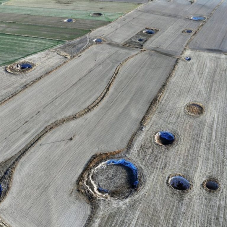 Konya obrukları Guardian’da: Obruklar çiftçileri tehdit ediyor! “Sürekli korku içinde yaşıyorum”