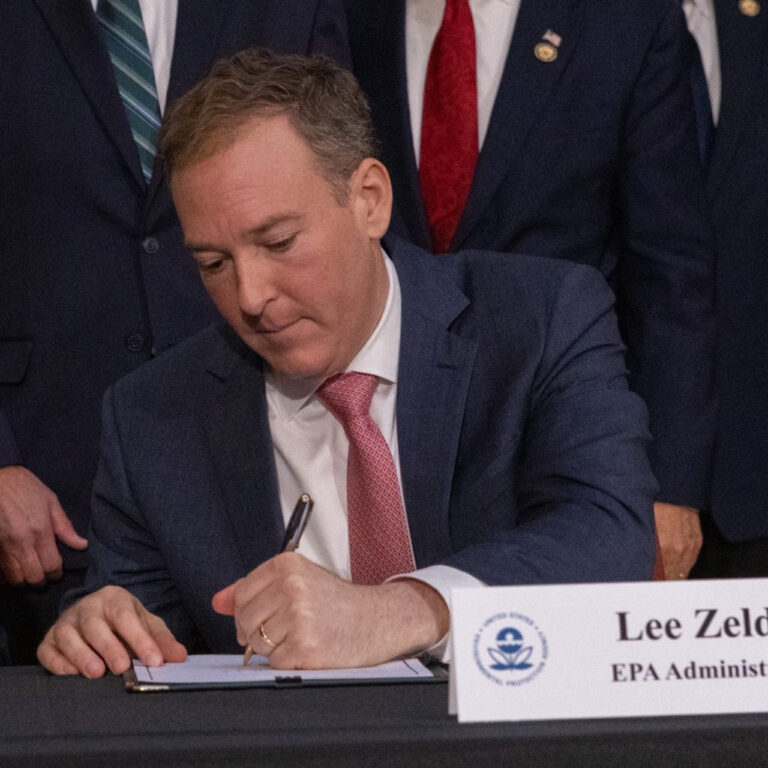 Trump EPA’sı kilit iklim kararını iptal ediyor: ‘Modern tarihin en zararlı kararlarından biri’