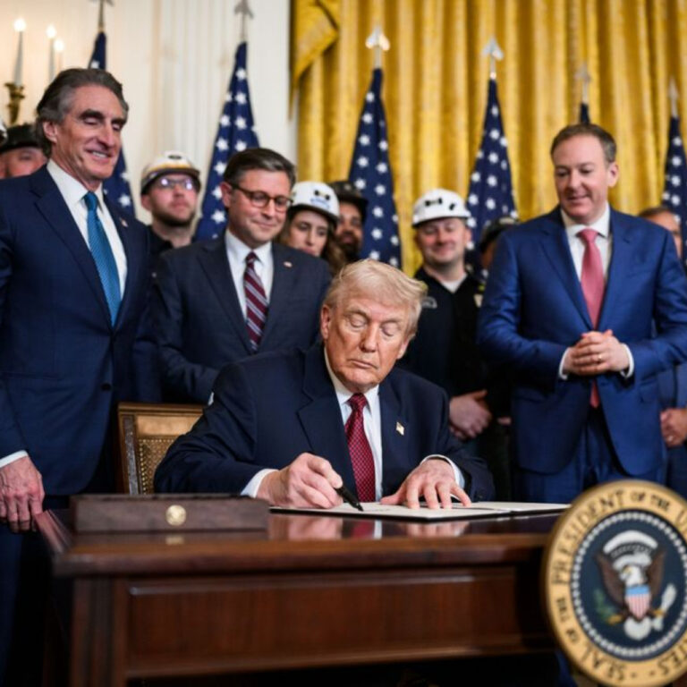 Trump’tan kömüre Pentagon desteği: Orduya “daha fazla kömür elektriği” talimatı
