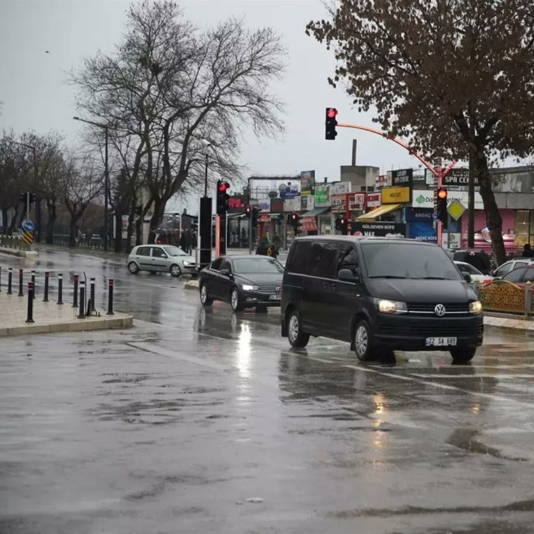 Trakya’da yağmur, Doğu Anadolu’da kar var