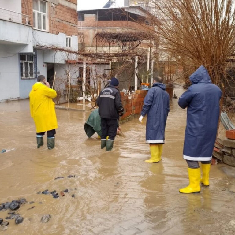 Meteoroloji’den 13 ile sarı kod! Sağanak yağmur ve kar yağışı uyarısı!