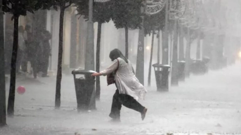 52 ile sarı, 1 ile turuncu uyarı! Kuvvetli sağanak ve kar yağışı bekleniyor