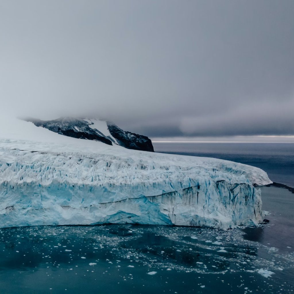 Araştırma: Antarktika son 30 yılda Büyük Londra’nın 8 katı büyüklüğünde karaya oturmuş buz kaybetti