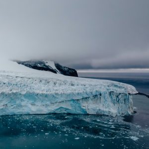 Araştırma: Antarktika son 30 yılda Büyük Londra’nın 8 katı büyüklüğünde karaya oturmuş buz kaybetti
