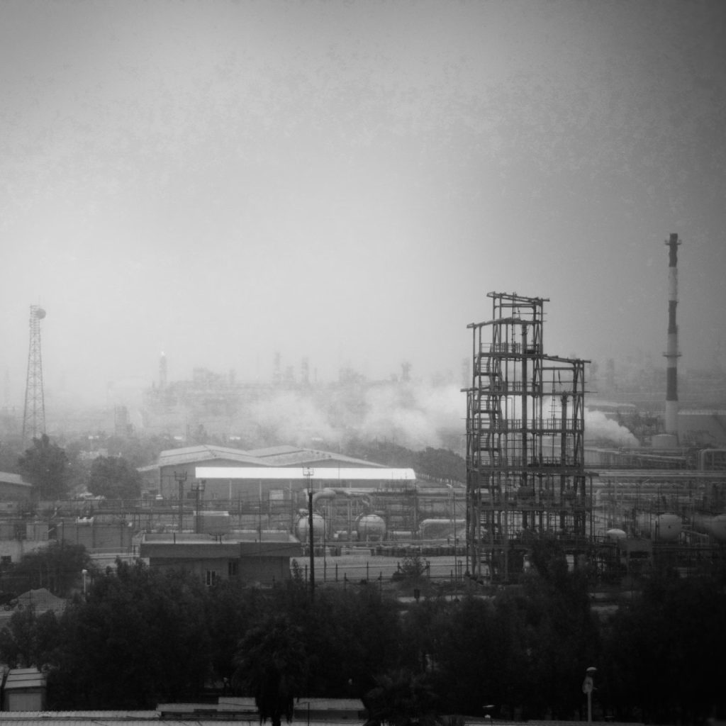 Uzmanlar: İran’ın petrol altyapısına yönelik saldırılar uzun vadede büyük çevresel sonuçlar doğurabilir