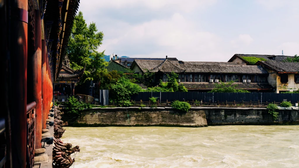 Çin 2026 için uyardı: Şiddetli sel ve kuraklık bekleniyor