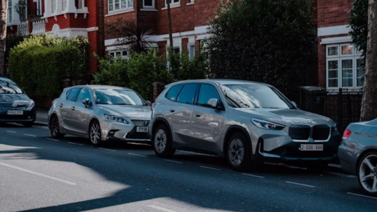 İran savaşı sonrası yakıt fiyatları arttı! Avrupa’da elektrikli araç ilgisi hızlandı