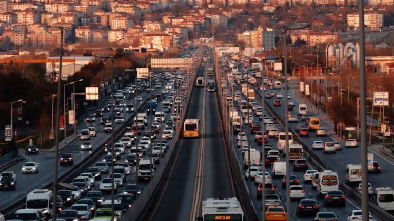 İstanbul’da görünmeyen tehlike: Lastik ve fren aşınması hava kirliliğini artırıyor