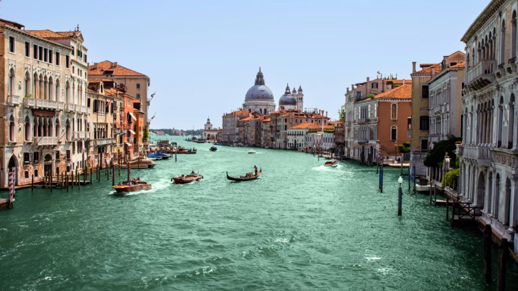 Yükselen deniz seviyesi Venedik’i tehdit etti: Kent taşınmak zorunda mı kalacak