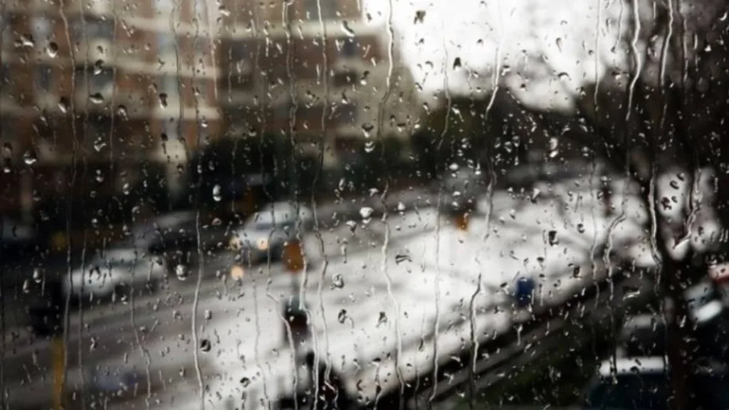 Meteoroloji’den kuvvetli yağış, fırtına ve çığ uyarısı: Batıda ısınma, iç ve doğuda serinleme