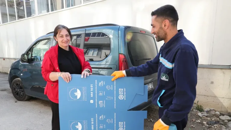 Osmangazi Belediyesi ev ev dolaşarak 73 bin ağacı kurtardı