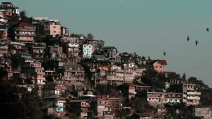 Avrupa’da ekonomik eşitsizlik sıcak ve soğuktan ölümleri yılda 100 bin artırıyor