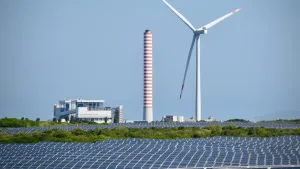 Küresel elektrik üretiminde tarihi eşik: Rüzgar ve güneş ilk kez gazı geçti