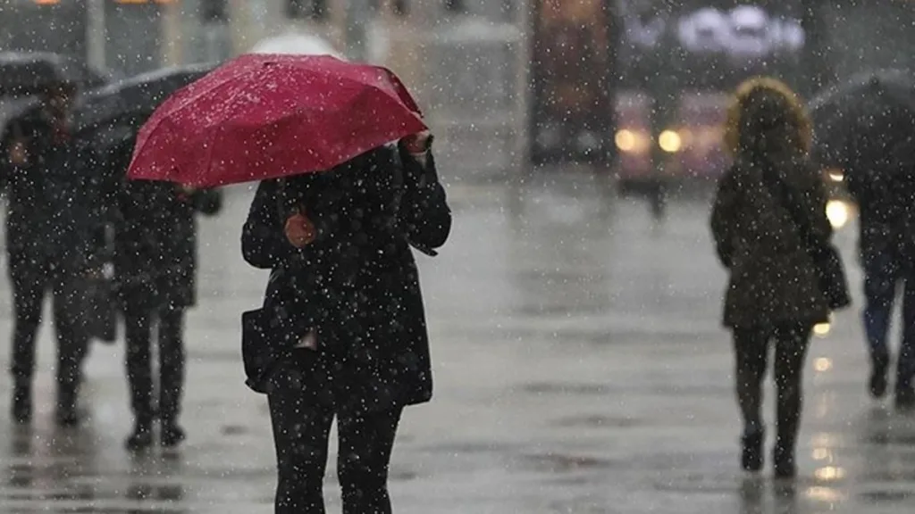 Meteoroloji’den kuvvetli yağış uyarısı: Batı Karadeniz içi ve Ankara çevresinde risk