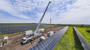 Güneş enerjisinde yeni zirve: Türkiye’de yenilenebilir enerji rekor tazeledi