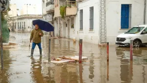 Nadir kıyı taşkınları 12 kat arttı: İnsan kaynaklı iklim değişikliği başlıca etken