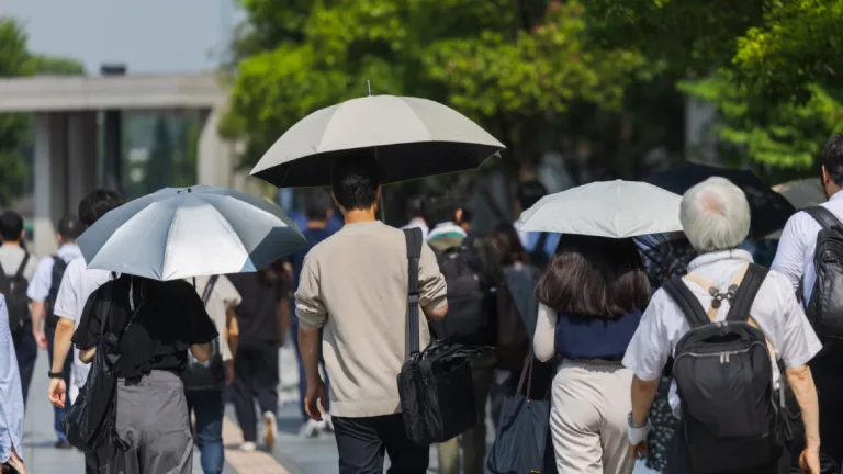Japonya’da ilk “aşırı sıcak gün” kayıtlara geçti: Sıcaklık 40 dereceyi aştı