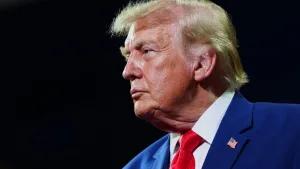 Trump’tan yapay zekâ veri merkezleri için yeni çıkış: Elektrik maliyetini şirketler karşılamalı